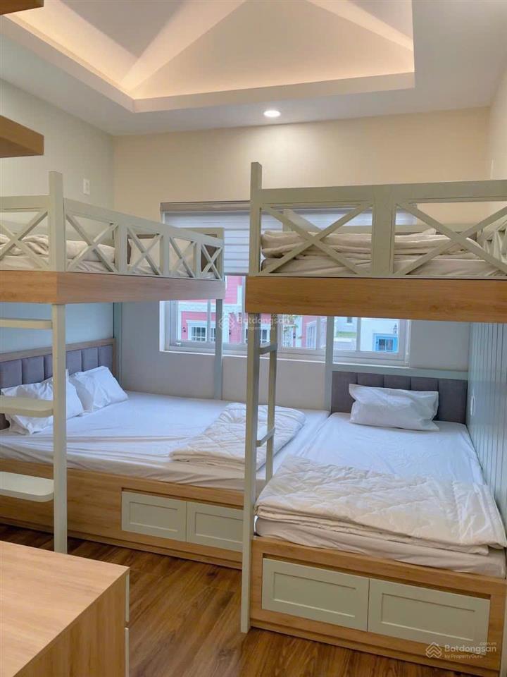Chuyển nhượng biệt thự đơn lập full nội thất 3pn gần hồ bơi. giá 6.5 tỷ bao thuế phí 0966 765 ***