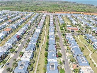 Chuyển nhượng nhà phố 6x20m novaworld phan thiết giá 3.5 tỷ (bao thuế phí). nhà sẵn  0966 765 ***