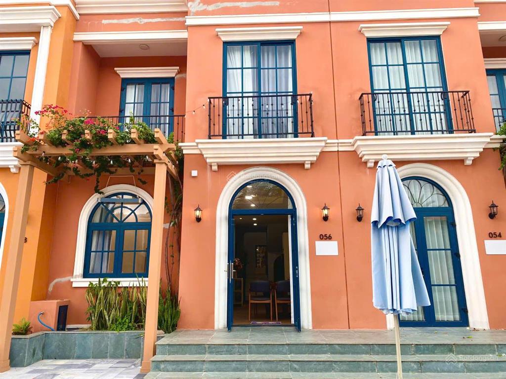 Cắt lỗ shophouse miamia đường 20m nhà sẵn novaworld phan thiết giá 4.65 tỷ bao thuế phí 0966 765 ***