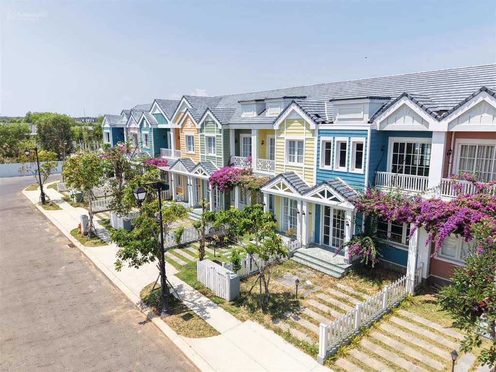 Hiếm có nhà phố 6x20m novaworld phan thiết, giá 3 tỷ bao thuế phí. đăng là có!  0966 765 ***