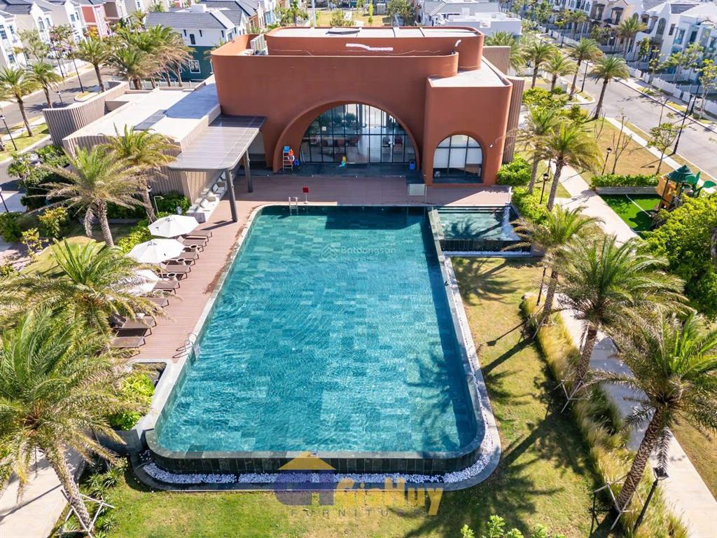 Biệt thự full nội thất 4pn gần hồ bơi, clubhouse. giá 5.4 tỷ bao thuế phí.  0966 765 ***