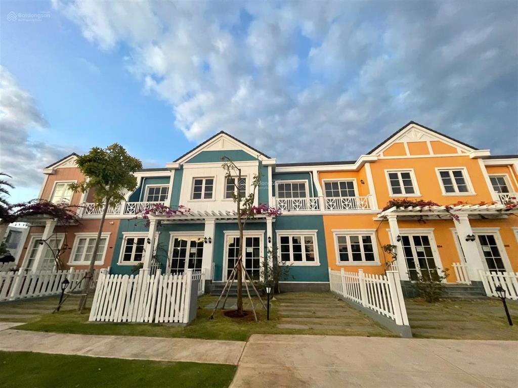 Nhà phố 6x20m novaworld phan thiết giá 3 tỷ bao thuế phí.  0966 765 ***