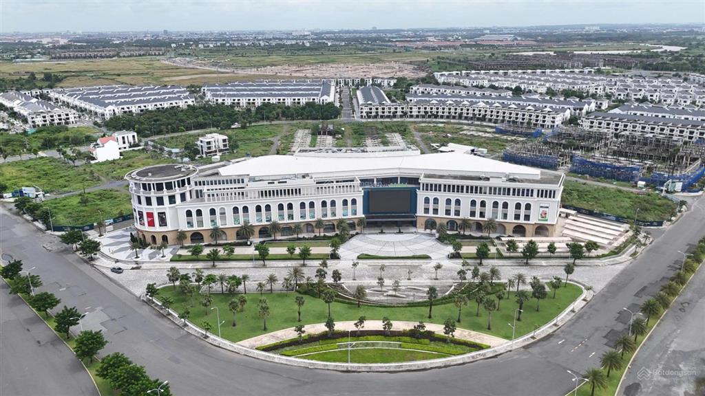 Biệt thự song lập 200m2 đối diện đơn lập view sông giá 10.9 tỷ bao thuế phí chờ sổ  0966 765 ***