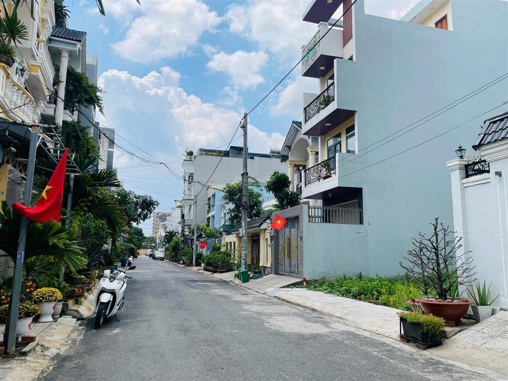 Bán gấp lô đất 130m2 (ngang 6m) đường xe hơi tránh nhau  cách mặt tiền đường hiệp bình 200m