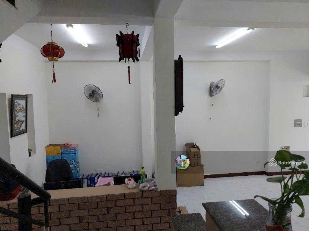 Rẻ! nhà 3 lầu  100m2 ngang 6m  ngay khu gigamall hiệp bình chánh thủ đức  đường xe hơi né nhau