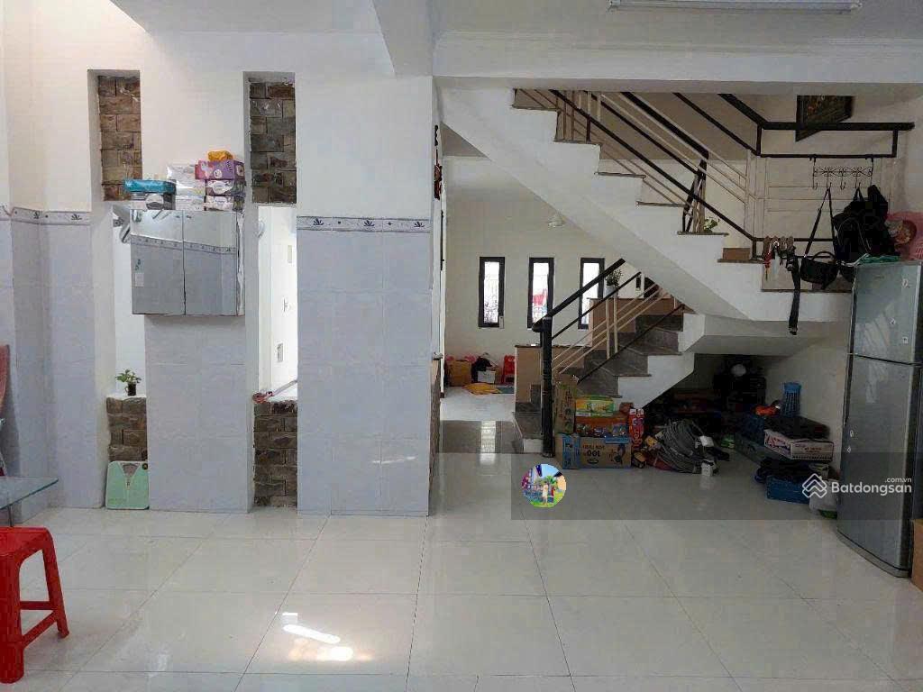 Rẻ! nhà 3 lầu  100m2 ngang 6m  ngay khu gigamall hiệp bình chánh thủ đức  đường xe hơi né nhau