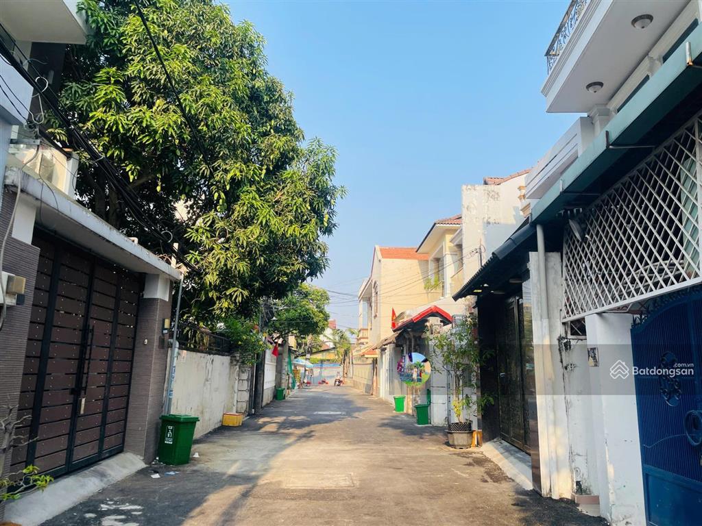 Hiếm! lô đất đẹp 5x18 ngay kdc thành ủy  hiệp bình chánh thủ đức đường xe hơi  xây dựng cao tầng