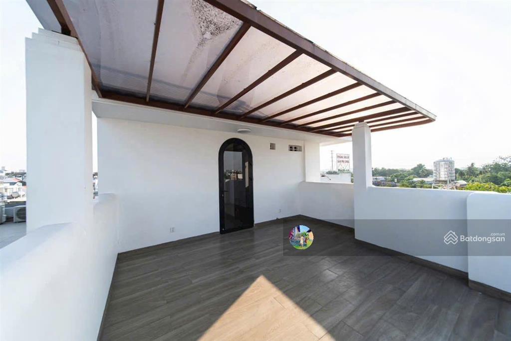 Biệt thự góc 2 mặt tiền 11x26  cách phạm văn đồng 10m  ngay khu gigamall hiệp bình chánh thủ đức