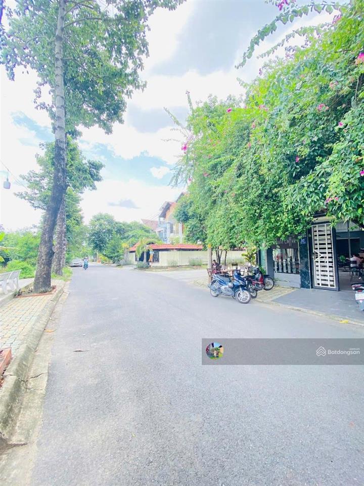 Khủng! lô góc 2 mặt tiền 380m2 ngay kdc sông đà hiệp bình chánh thủ đức  đường 2 xe né nhau
