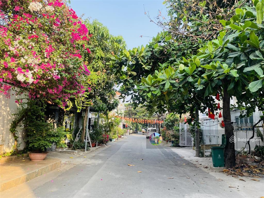 Lô góc 2 mặt tiền đường 23 hiệp bình chánh thủ đức  cách gigamall 500m  phạm văn đồng 200m