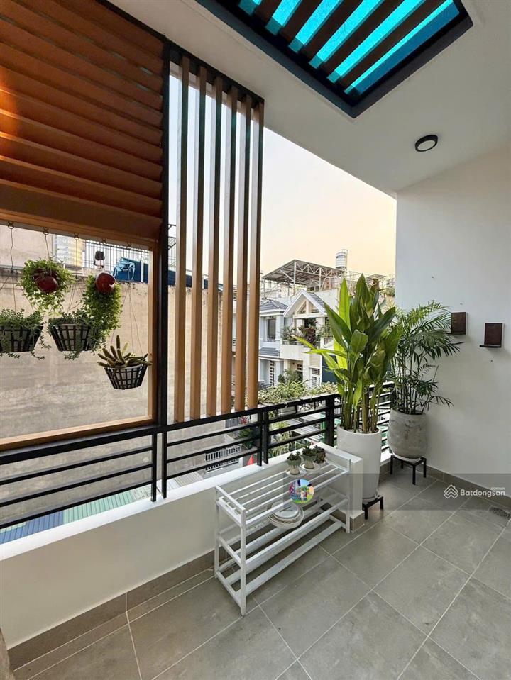 Căn nhà tâm huyết  cạnh ngay vạn phuc city  hiêp bình phước thủ đức  nội thất đầy đủ  đường oto