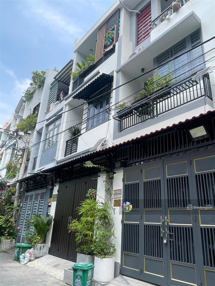 Căn nhà tâm huyết  cạnh ngay vạn phuc city  hiêp bình phước thủ đức  nội thất đầy đủ  đường oto
