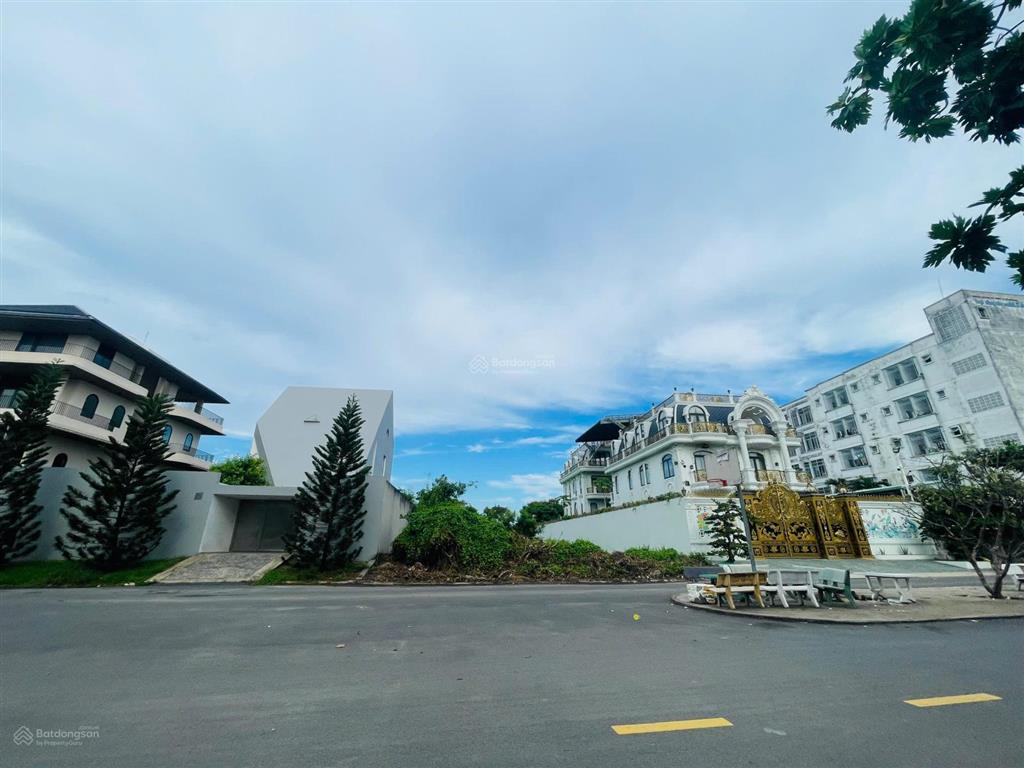 Giảm 1 tỷ bán nhanh lô đất 200m (full thổ) ngang 12m  ngay gigamall phạm văn đồng