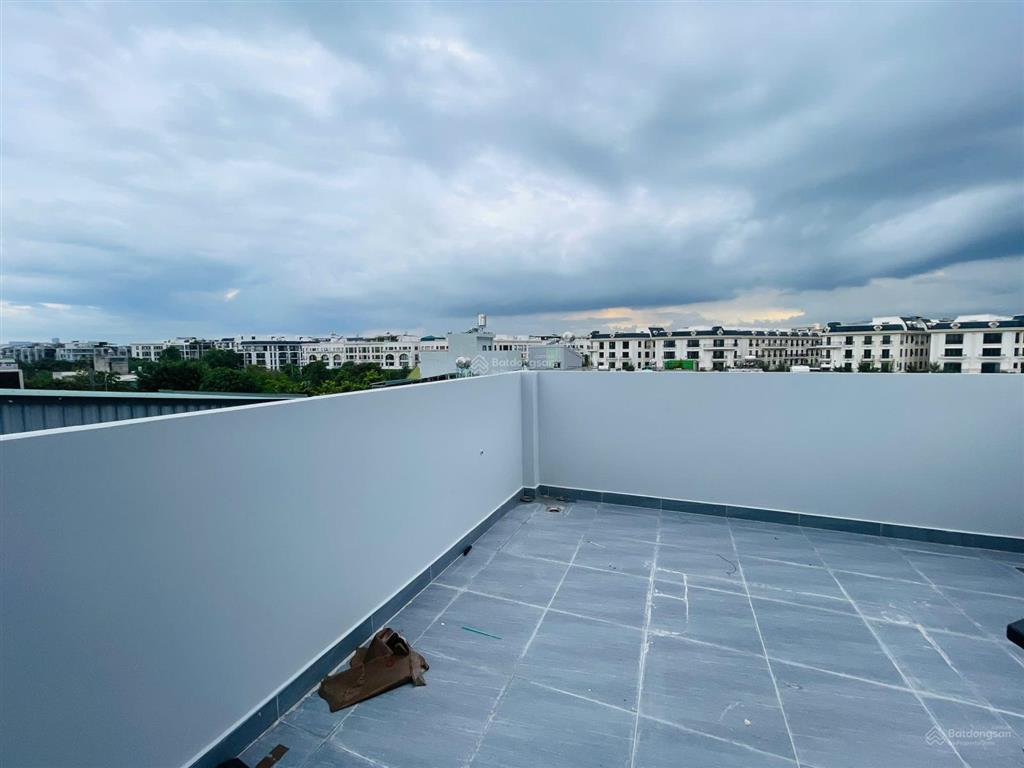 Cực rẻ! nhà xây tâm huyết  ngay đường đinh thị thi  cạnh vạn phúc city hiệp bình phước thủ đức