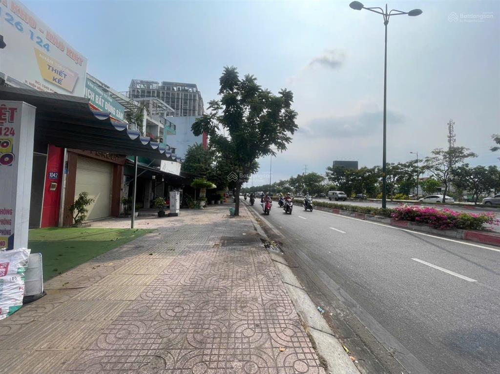 Nhà 3 tầng  mặt tiền phạm văn đồng  hiệp bình chánh cách gigamall 500m