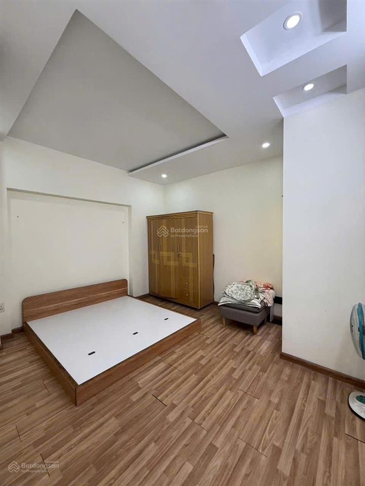 Nhà 3 tầng  đường xe hơi  khu dân cư hồng long  hiệp bình phước, thủ đức  hẻm xe hơi