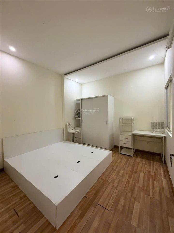 Nhà 3 tầng  đường xe hơi  khu dân cư hồng long  hiệp bình phước, thủ đức  hẻm xe hơi
