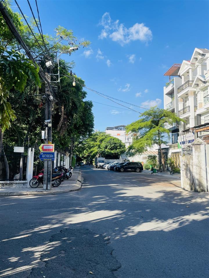Khủng! lô đất 2 mặt tiền 11x40m xây dựng cao tầng  ngay quốc lộ 13  cách vạn phúc city 50m