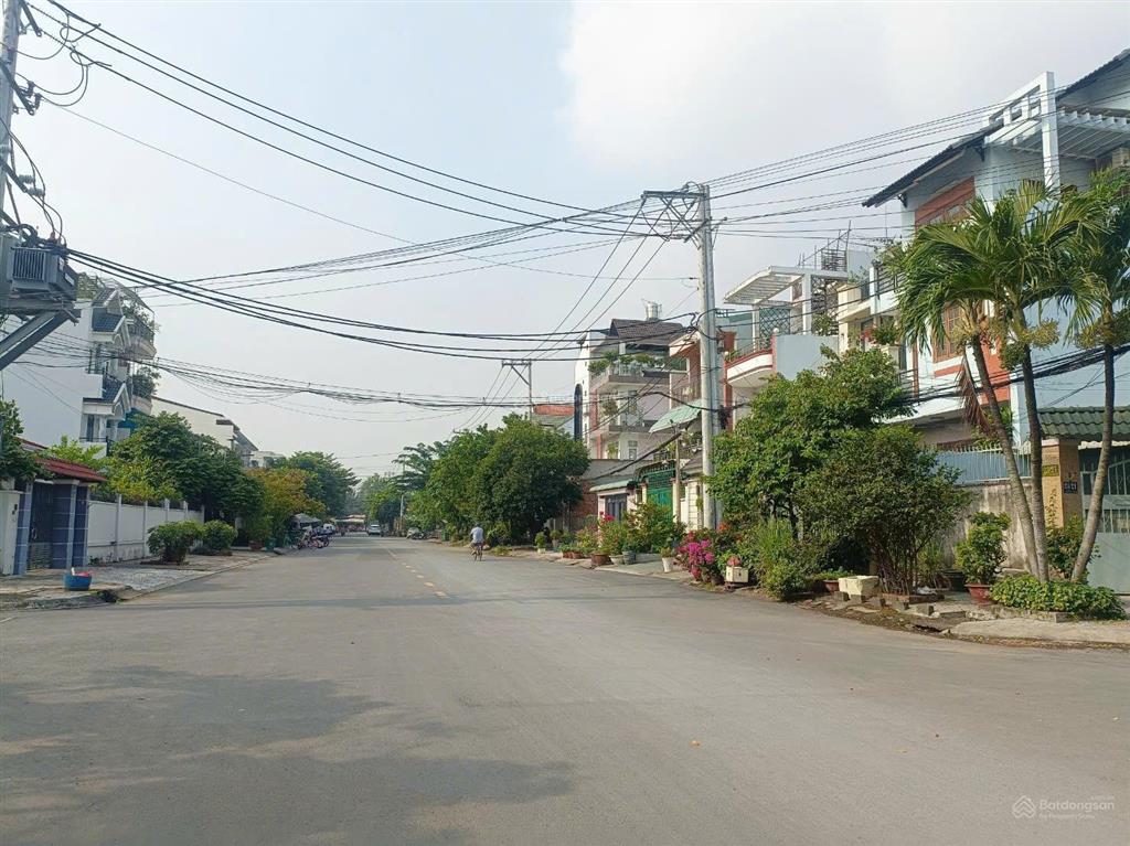 Nhà 4 tầng  ngay trường ngô chí quốc đường 27 hiệp bình chánh thủ đức  cách phạm văn đồng 200m