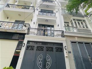 Nhà mới 5 tầng  ngay đường đinh thị thi  nhà kts thiết kế cạnh ngay vạn phúc city đường xe hơi