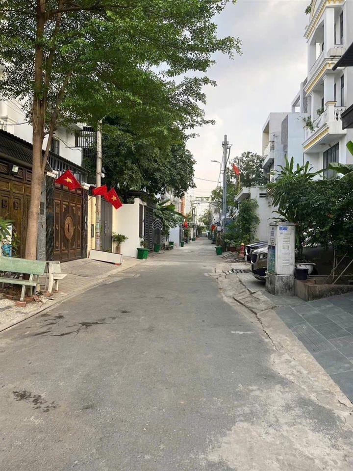 Rẻ! bán đất tặng nhà 2 tầng  ngay hiệp bình phạm văn đồng hiệp bình chánh thủ đức  đường xe hơi