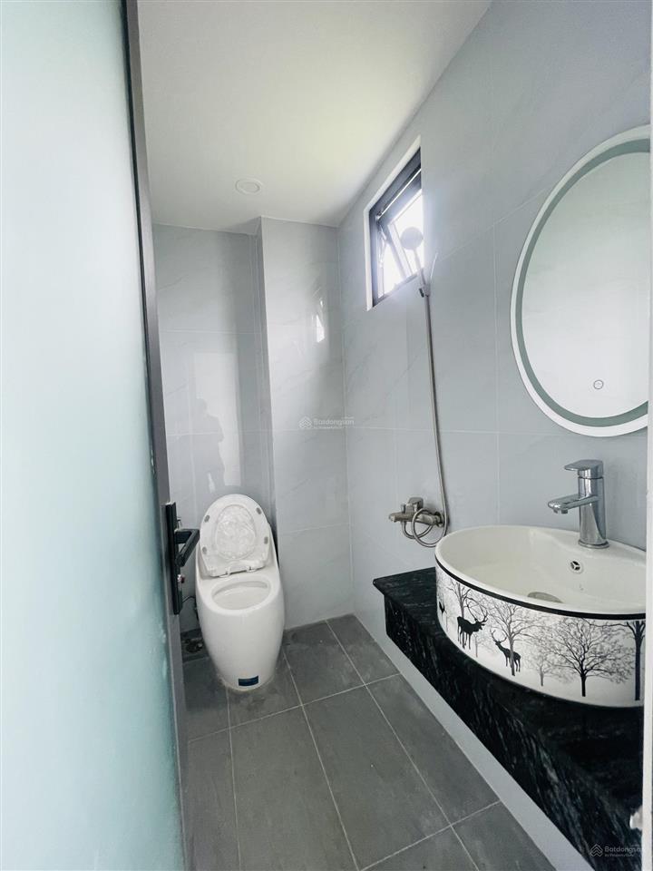 Nhà mới 5 tầng trệt lửng 3 lầu  ngay đường hiệp bình  phường hiệp bình chánh, thành phố thủ đức