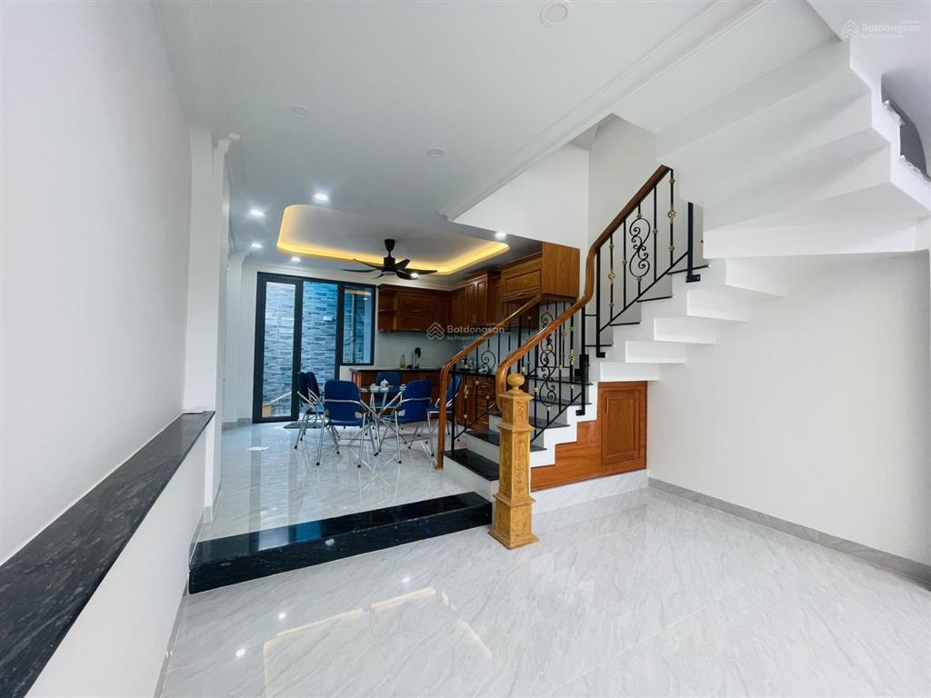 Nhà mới 5 tầng trệt lửng 3 lầu  ngay đường hiệp bình  phường hiệp bình chánh, thành phố thủ đức