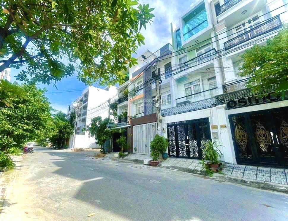 Nhà 4 tầng  đối diện đại học luật  ngay coopmart bình triệu  hiệp bình chánh, thủ đức