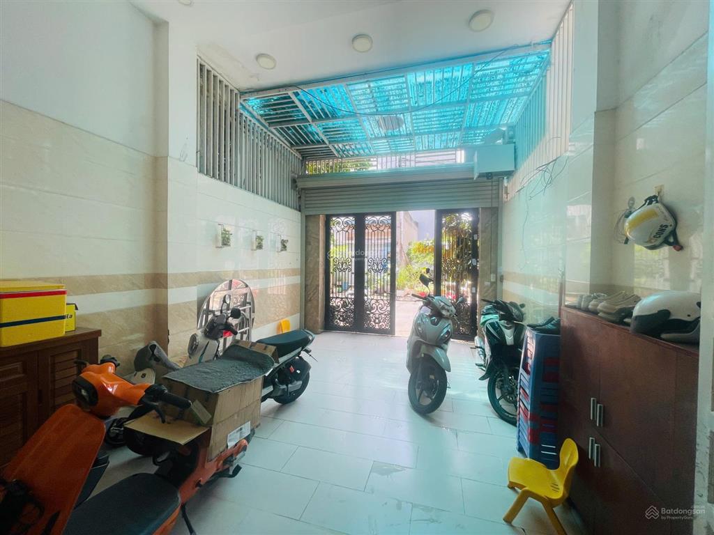 Nhà 4 tầng  đối diện đại học luật  ngay coopmart bình triệu  hiệp bình chánh, thủ đức