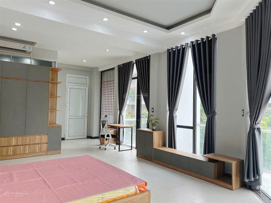 Giá tốt! căn góc 2 mặt tiền  ngang 8m  sát nguyễn thị nhung  khu vạn phúc city