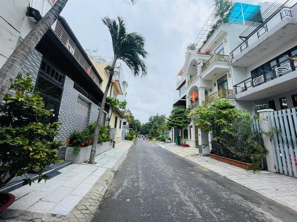 Nhà 132m2 (7x19) ngay đường 25  khu gigamall  hiệp bình chánh thủ đức