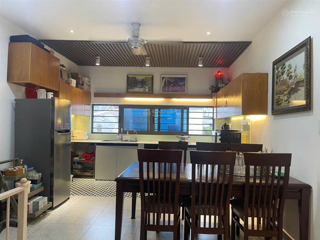 Nhà tâm huyết dt 5x20  trệt lửng 2 lầu sân thượng  đường xe hơi  ngay trung tâm trường thọ