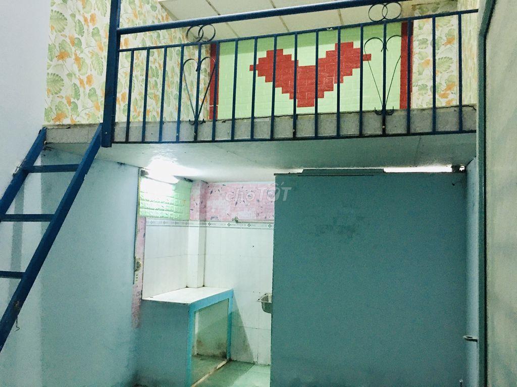 PHÒNG RỘNG, THOÁNG MÁT GIÁ RẺ