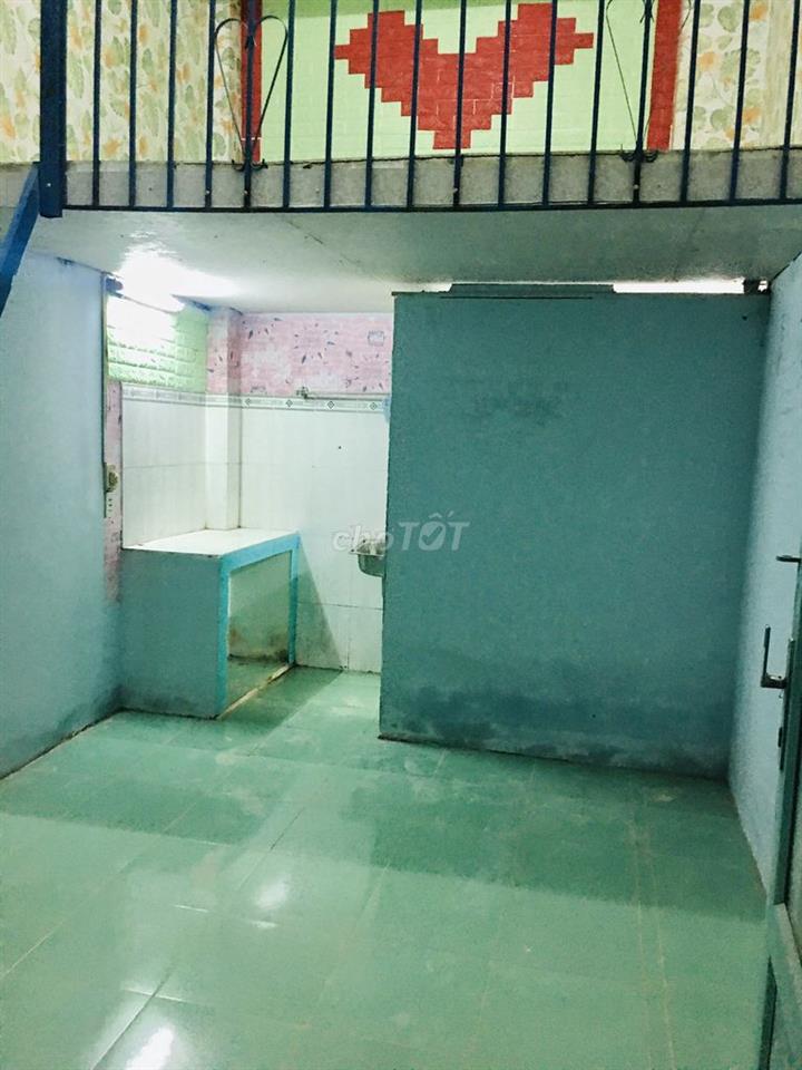 PHÒNG RỘNG, THOÁNG MÁT, CÓ GÁC GIÁ RẼ