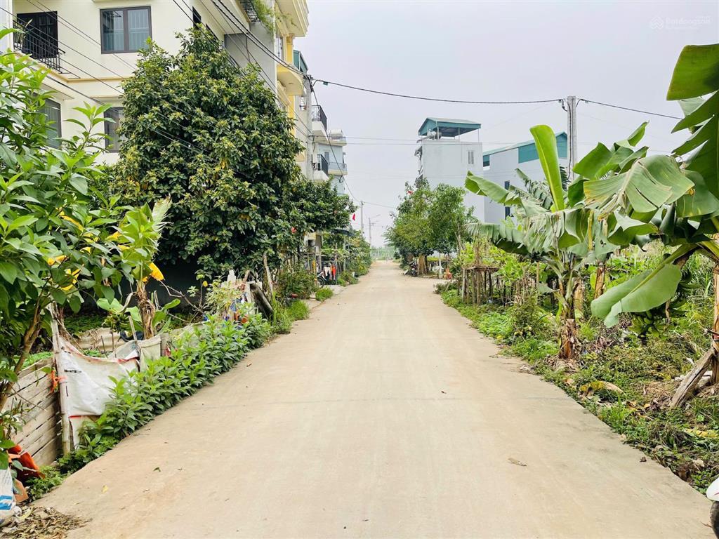 Bán 60m2 đất lại yên hoài đức, vị trí cực đẹp, cách 30m ra đường lại yên  vân canh, giá 110 tr/m