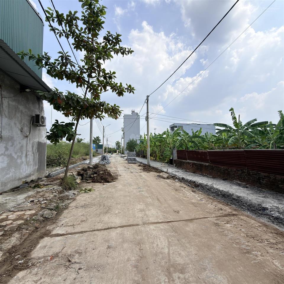 [90tr/m] đất dv lại yên 93m, vị trí cực đẹp, 2 mặt thoáng, ngay ngã tư, giá siêu tốt