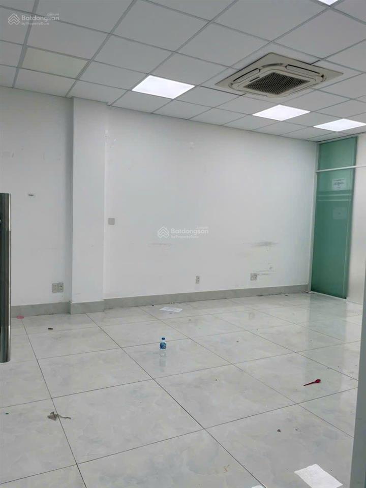 Cho thuê sàn lầu 2 dt 110m2 của tòa nhà vp (ngay đường trương văn bang, p thạnh mỹ lợi, tp thủ đức
