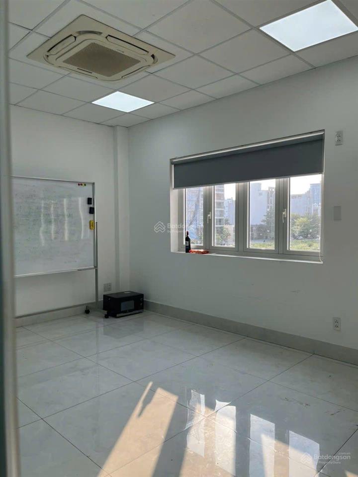 Cho thuê sàn lầu 2 dt 110m2 của tòa nhà vp (ngay đường trương văn bang, p thạnh mỹ lợi, tp thủ đức