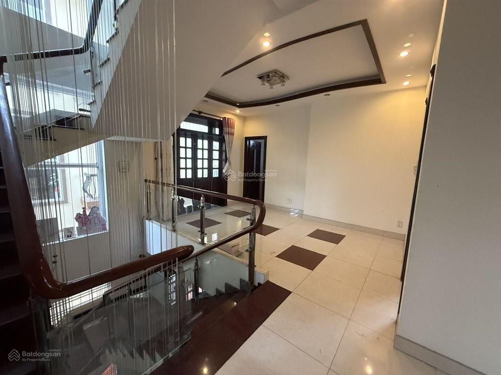 Cho thuê biệt thự dài hạn, đường quách giai, khu thủ thiêm villa, phường cát lái, tp hồ chí minh