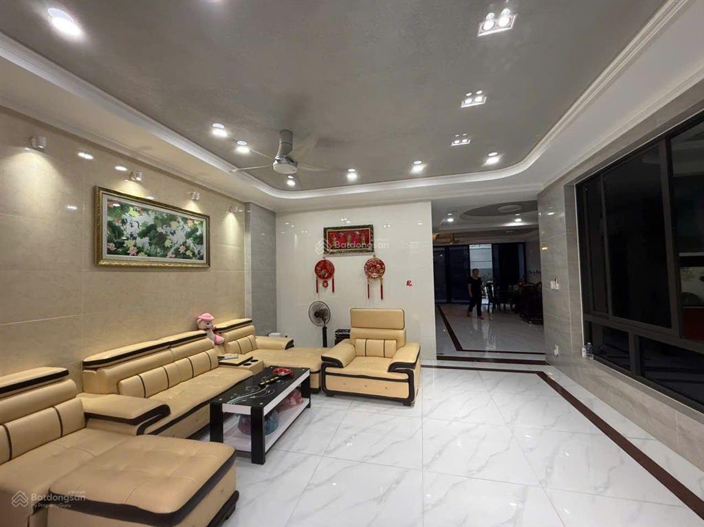 Cho thuê biệt thự hầm, trệt, 2 lầu, thang máy. khu thủ thiêm villa, ở, thạnh mỹ lợi, tp thủ đức cũ