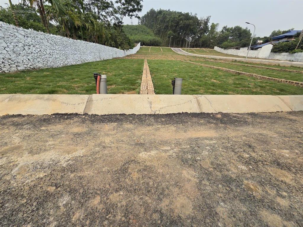 Còn duy nhất 1 lô hơn 500 triệu đất tt ba đồi lạc thủy gần chợ, trường học và kcn 282ha