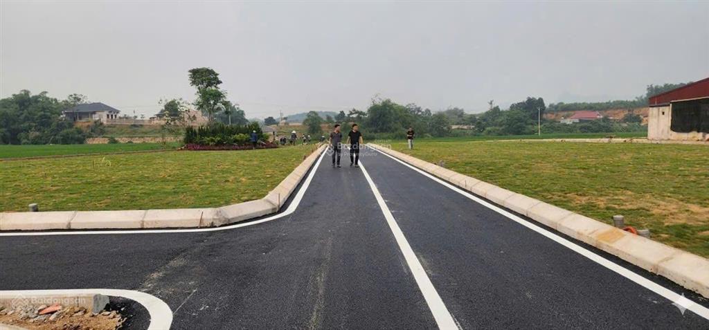 Chỉ hơn 300 triệu/lô gần kcn 300ha ngày tt ba đồi lạc thủy chuẩn bị lên khu đô thị loại iii