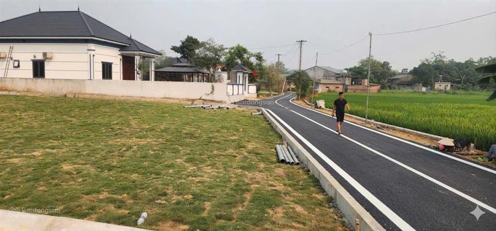 Chỉ hơn 300 triệu/lô gần kcn 300ha ngày tt ba đồi lạc thủy chuẩn bị lên khu đô thị loại iii
