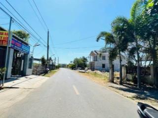 Bán lô góc 2mt đường nguyễn huệ xã đất đỏ. tp hcm gần nhiều nhà vườn nghỉ dưỡng