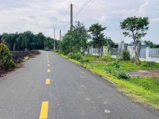 Bát đất gần cổng chính kcn đất đỏ  dt 500m2 có 291m2 thổ cư giá siêu rẻ  đầu tư , xây trọ