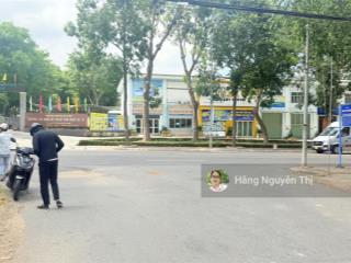 Bán lô đất lớn dt 3.570m2 trung tâm tt đất đỏ.brvt gần các trường học và ql55  giá rẻ