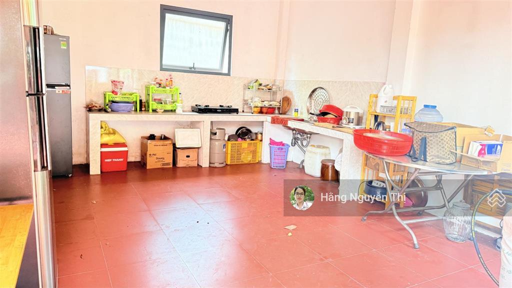 Bán căn nhà sàn gỗ đẹp gần biển lộc an  xung quanh dân cư đông gần ql55 xã đất đỏ. tp hcm