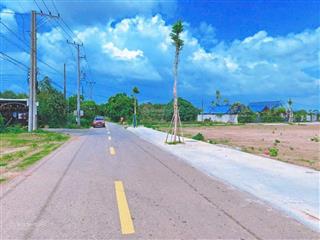 Đất thổ cư sổ sẵn  đường nhựa nguyễn huệ cạnh khu nhà vườn gần ql55 xã đất đỏ, tp hcm ngang 10x35m