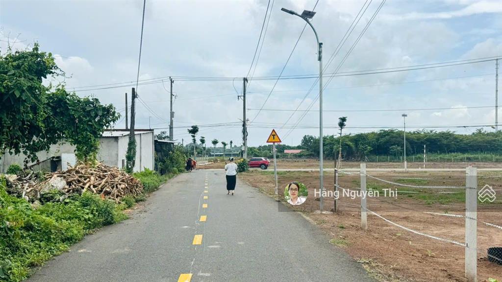 Bán đất thổ cư  cạnh khu nhà vườn nguyễn huệ, xã đất đỏ, gần ql55  giá chỉ 1,26 tỷ tl