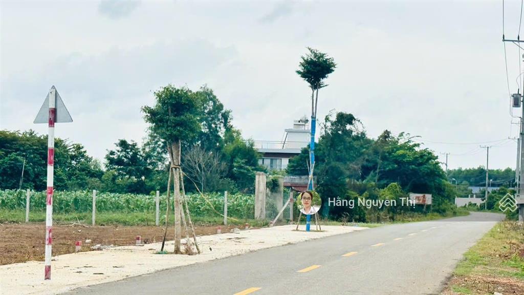Bán đất thổ cư  cạnh khu nhà vườn nguyễn huệ, xã đất đỏ, gần ql55  giá chỉ 1,26 tỷ tl